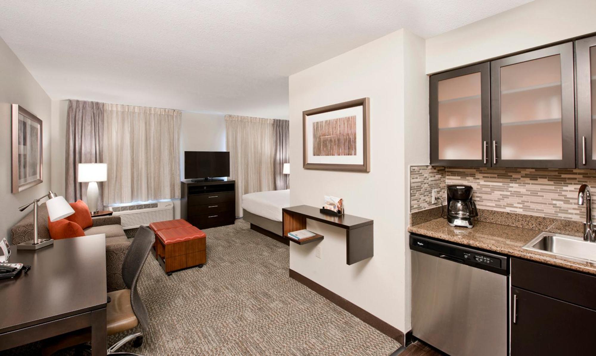 Staybridge Suites - Charlotte Ballantyne By Ihg Luaran gambar